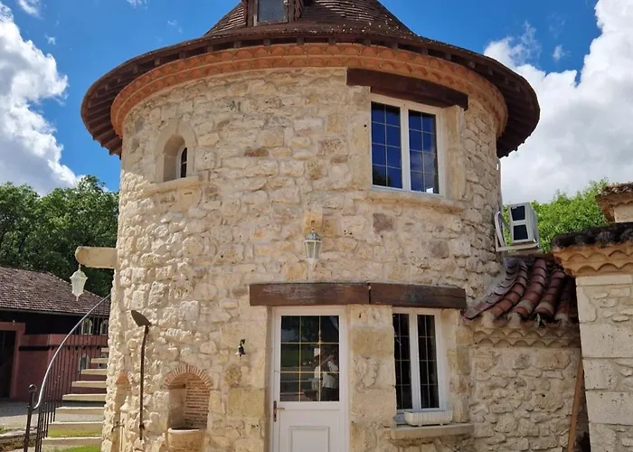 Domaine De La Tour De Peres * Ayguetinte