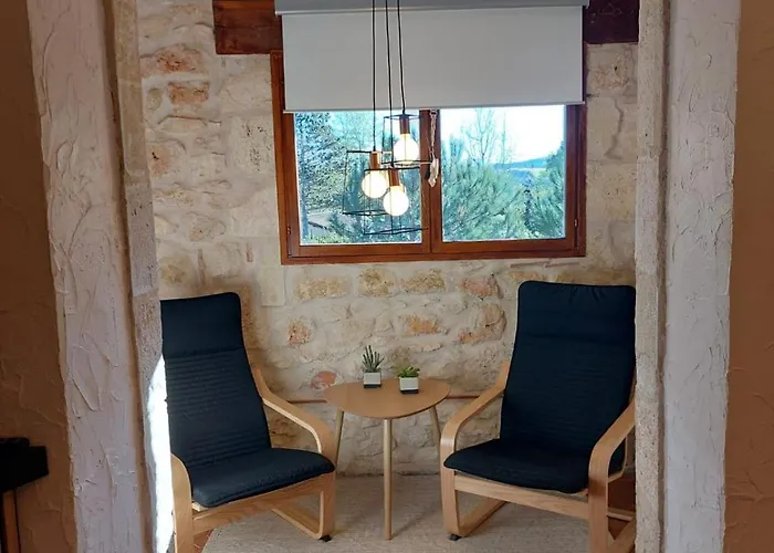 Domaine De La Tour De Peres 아파트